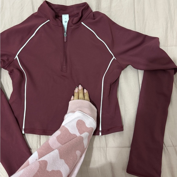 lululemon Long Sleeve crop top new - Picture 4 of 7